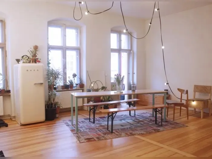 Helle 2-Zimmer-Wohnung unmöbliert mit großzügigem Wohn-Koch-Essbereich — photo 1
